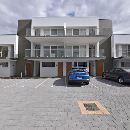 פרת'' 2X2 Modern Apartment Near Airport And City מראה חיצוני תמונה