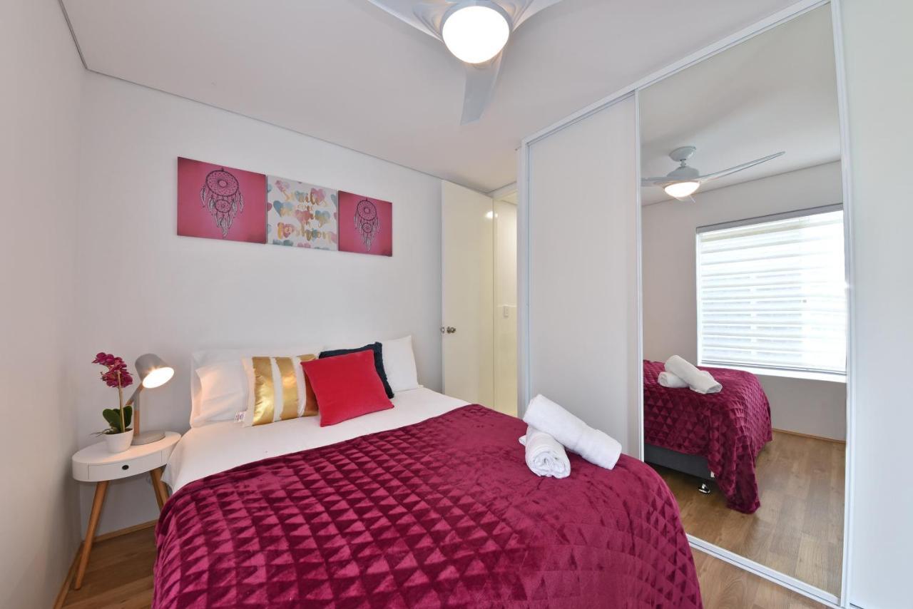 פרת'' 2X2 Modern Apartment Near Airport And City מראה חיצוני תמונה