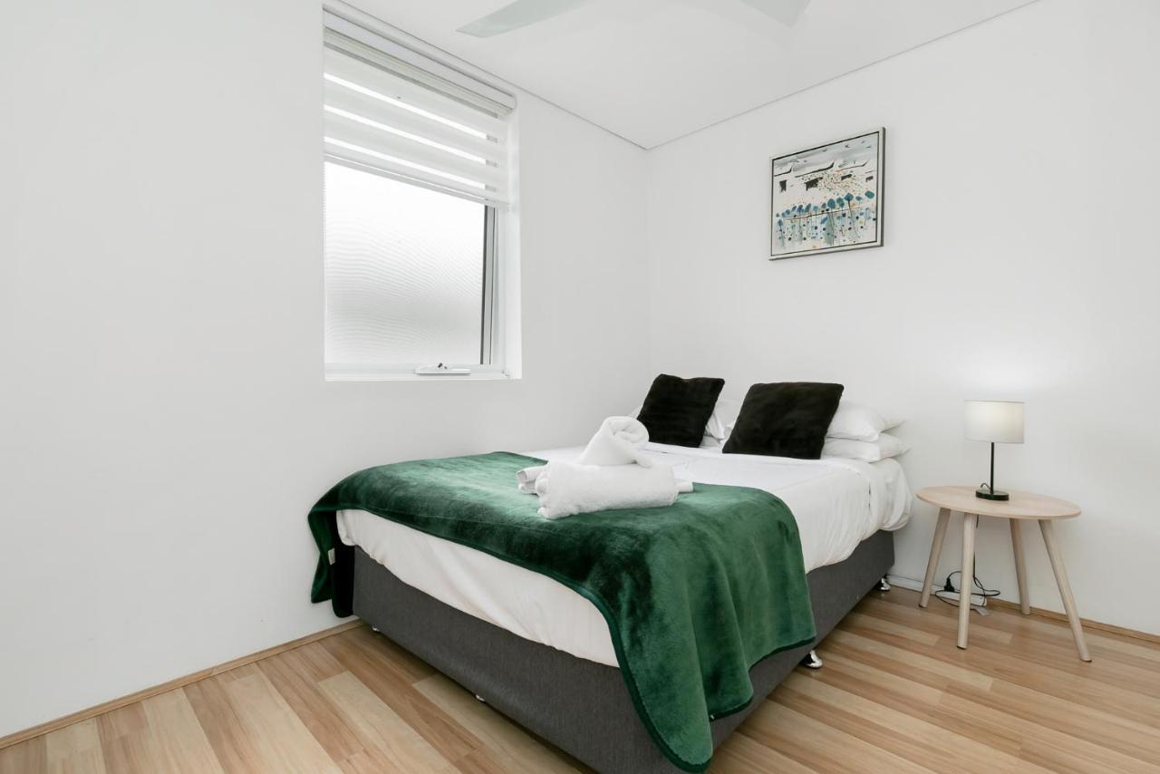 פרת'' 2X2 Modern Apartment Near Airport And City מראה חיצוני תמונה