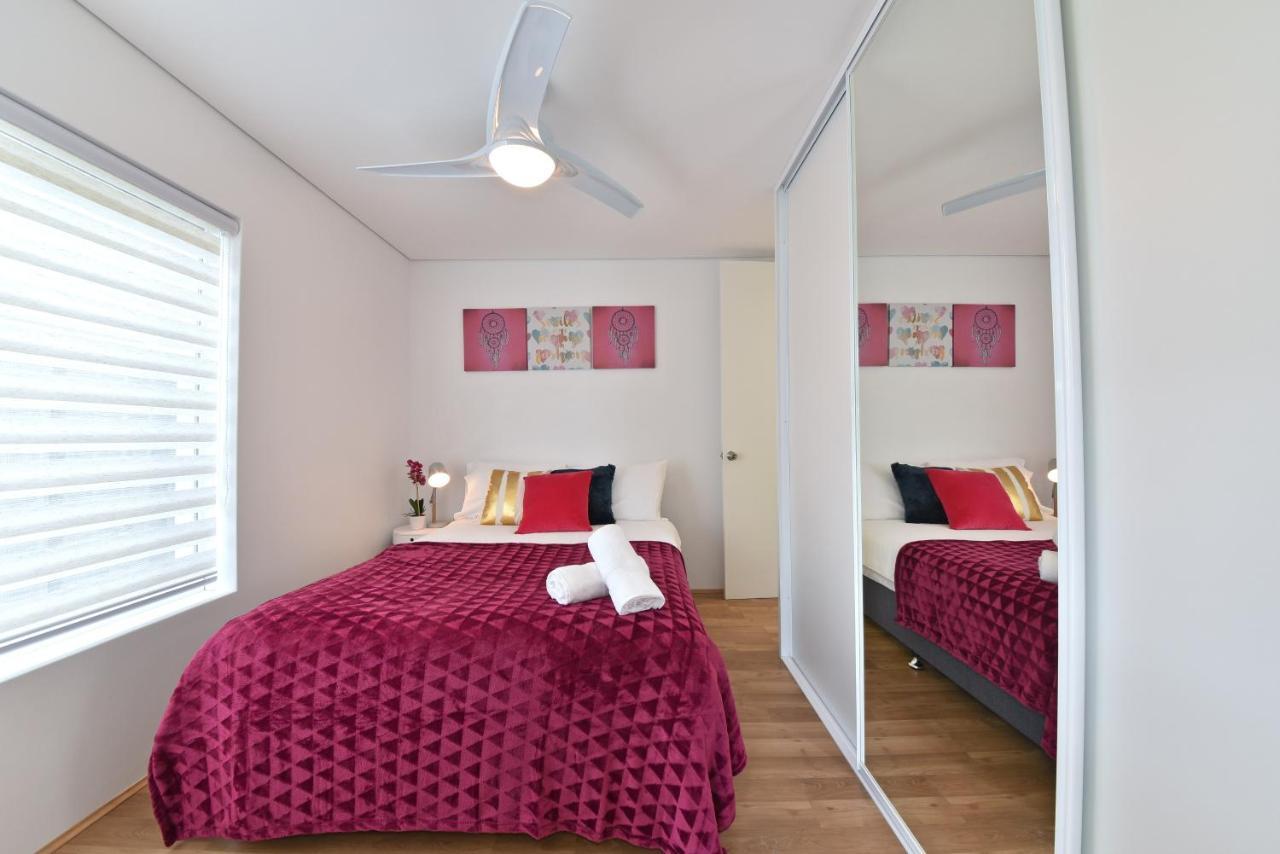 פרת'' 2X2 Modern Apartment Near Airport And City מראה חיצוני תמונה
