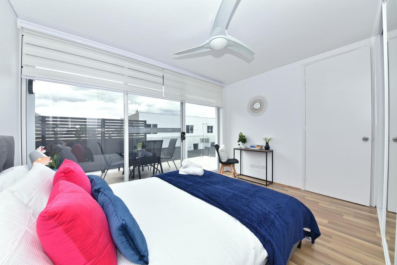 פרת'' 2X2 Modern Apartment Near Airport And City מראה חיצוני תמונה