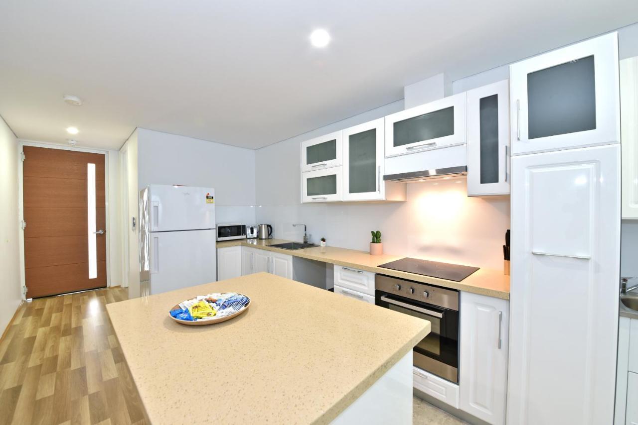 פרת'' 2X2 Modern Apartment Near Airport And City מראה חיצוני תמונה