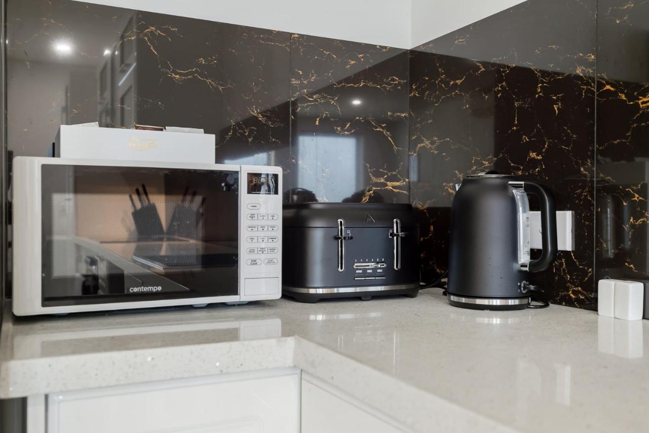 פרת'' 2X2 Modern Apartment Near Airport And City מראה חיצוני תמונה